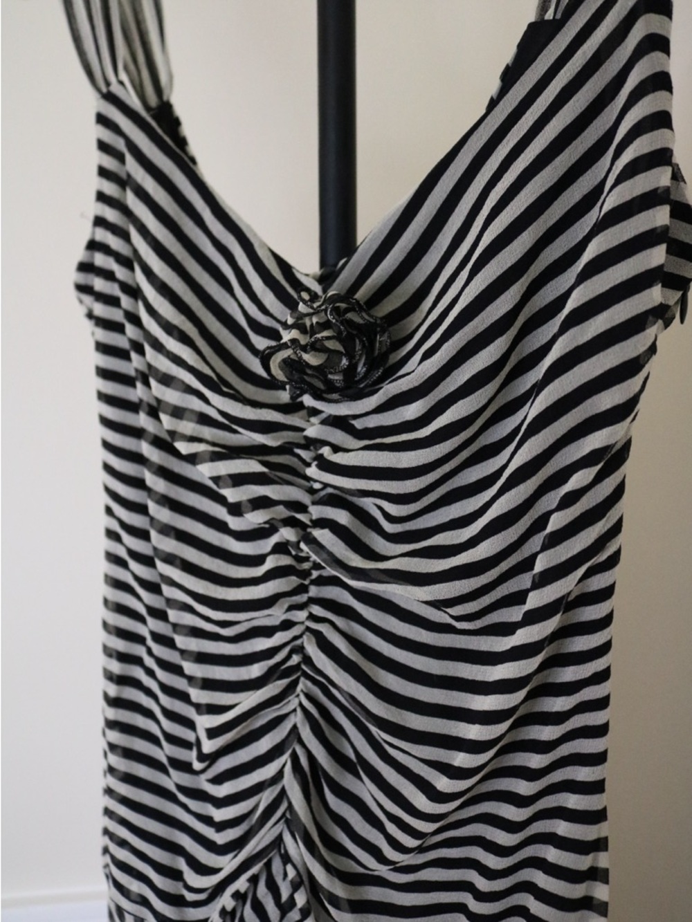 Black and White Striped Sleeveless Ruched dress Rosette 100% silk vintage midi